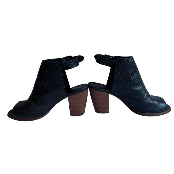 UGG AUSTRALIA Audrey Snakeskin Embossed Leather Peep Toe Block Heel - 8.5 - Picture 5 of 6